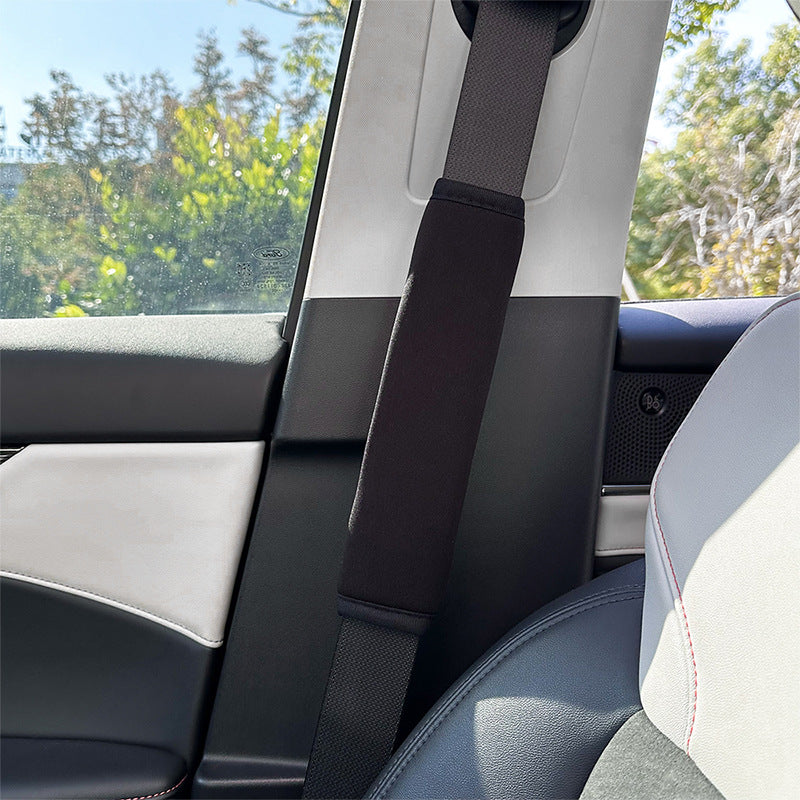 Car Kids Safety Belt Shoulder Protector, Cute Anti-Stranglehold Neck Protector, Baby Car Adjustment Fixed Limiter